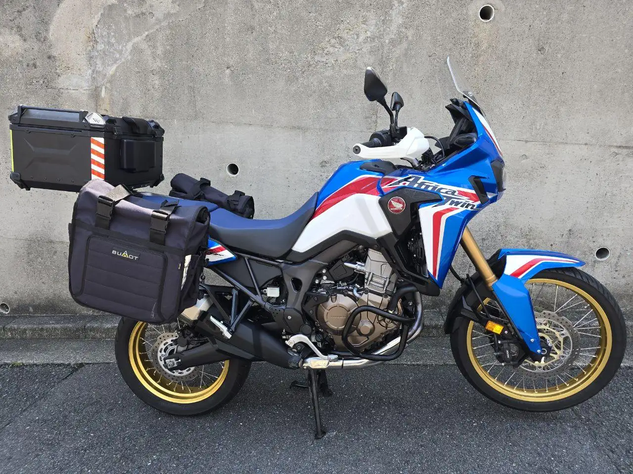 Honda Africa Twin CRF1000L #1